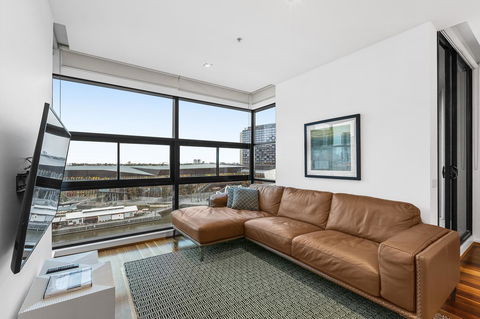 Melbourne Holiday Apartments Flinders Wharf - Travel Search 25