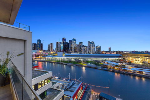 Melbourne Holiday Apartments Flinders Wharf - Travel Search 5