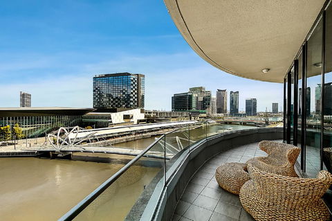 Melbourne Holiday Apartments Flinders Wharf - Travel Search 37