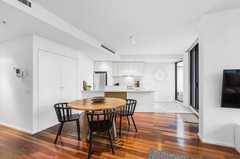 Melbourne Holiday Apartments Flinders Wharf - Travel Search 30