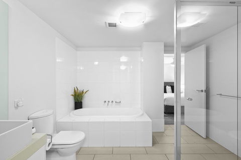 Melbourne Holiday Apartments Flinders Wharf - Travel Search 33