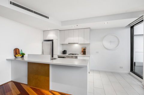 Melbourne Holiday Apartments Flinders Wharf - Travel Search 7