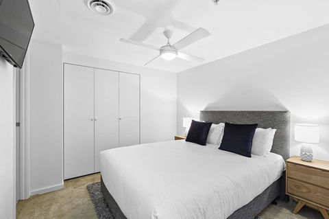 Melbourne Holiday Apartments Flinders Wharf - Travel Search 21