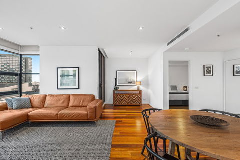 Melbourne Holiday Apartments Flinders Wharf - Travel Search 24