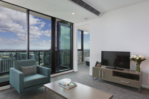 City Tempo - Lonsdale St - Tourism Guide 2