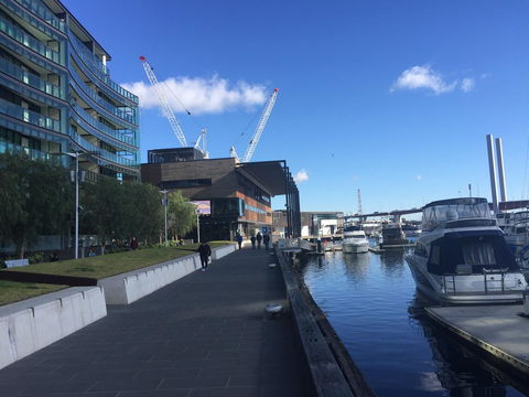 Waterside S Collection - Travel Search 6