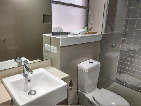 North Melbourne Retreat - Tourism Guide 10