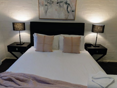 North Melbourne Retreat - Tourism Guide 12