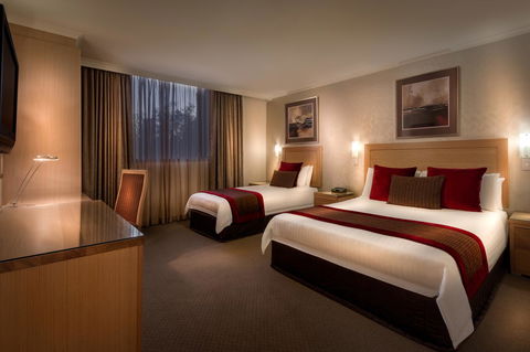 BEST WESTERN PLUS Travel Inn - Tourism Guide 25