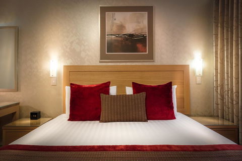 BEST WESTERN PLUS Travel Inn - Tourism Guide 29