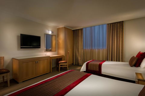 BEST WESTERN PLUS Travel Inn - Tourism Guide 31