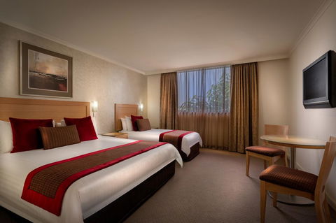 BEST WESTERN PLUS Travel Inn - Tourism Guide 30