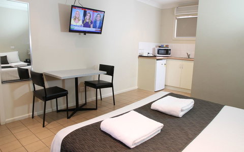 Robinvale Bridge Motel - Travel Agents 14