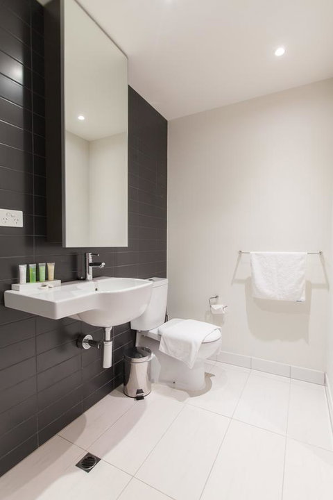 Southern Cross Serviced Apartments - Tourism Guide 11