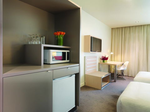 Travelodge Hotel Melbourne Docklands - Tourism Guide 5