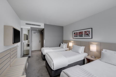 Travelodge Hotel Melbourne Docklands - Tourism Guide 3