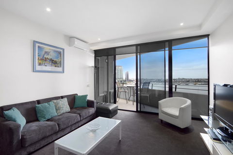 Docklands Private Collection - NEWQUAY - Cruises Travel 30