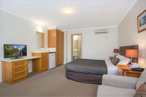 Comfort Inn Warrnambool International - Travel Agents 4