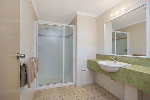 Comfort Inn Warrnambool International - Travel Agents 16