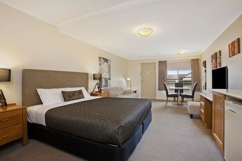 Comfort Inn Warrnambool International - Travel Agents 0