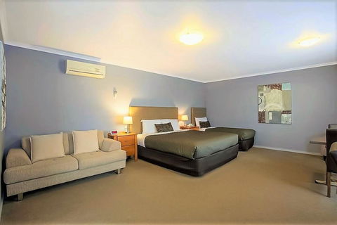 Comfort Inn Warrnambool International - Travel Agents 24
