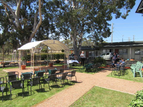 The Highlander Motel - 24HR Check In - Tourism Guide 30