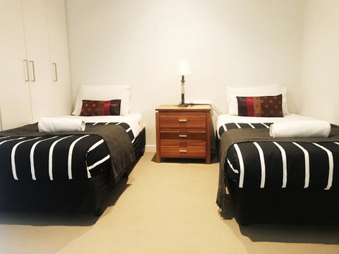 Rose Lane Serviced Apartment - Tourism Guide 11