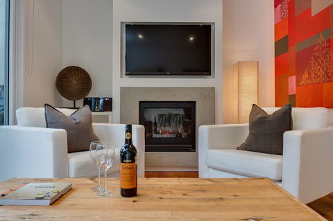 Capella Villa No. 4 - Stunning Luxury Decor Inside And Out - Travel Agents 2