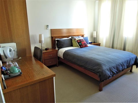Plough Hotel - Tourism Guide 4