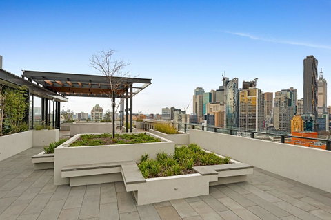 The Eminence Apartments By CLLIX - Tourism Guide 6