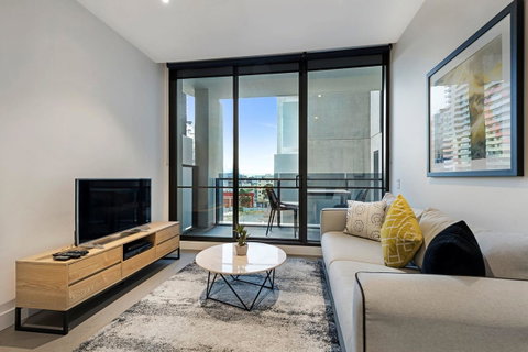 The Eminence Apartments By CLLIX - Tourism Guide 9