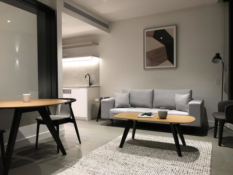 The Eminence Apartments By CLLIX - Tourism Guide 21