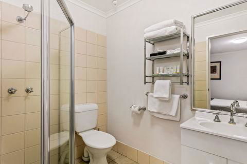 Quality Inn & Suites The Menzies - Tourism Guide 1