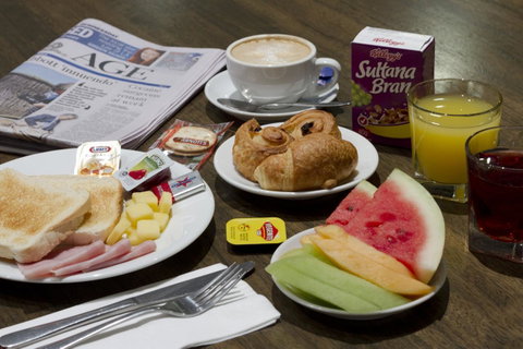 Causeway 353 Hotel - Tourism Guide 18