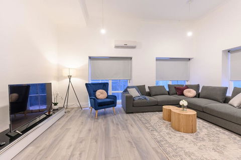 Unique 3 Bedroom Central CBD Townhouse - Tourism Guide 2