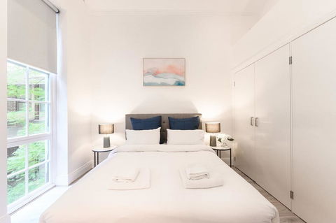 Unique 3 Bedroom Central CBD Townhouse - Tourism Guide 8