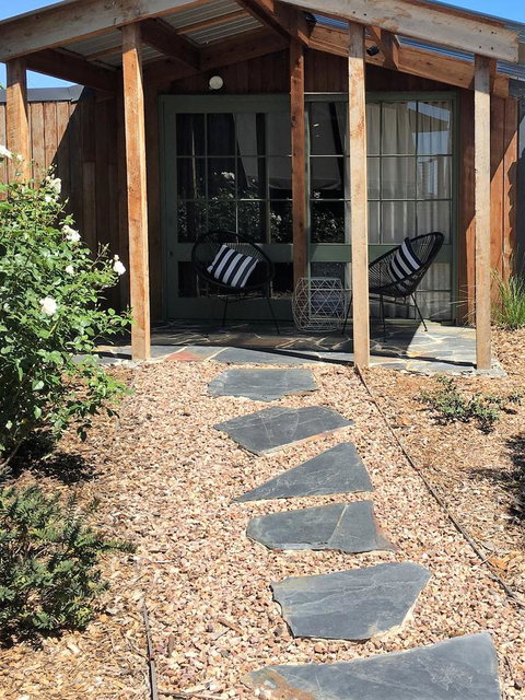 The Cosy Bungalow - Travel Agents 11