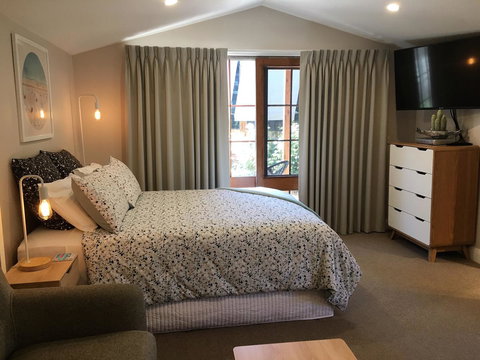 The Cosy Bungalow - Travel Agents 5