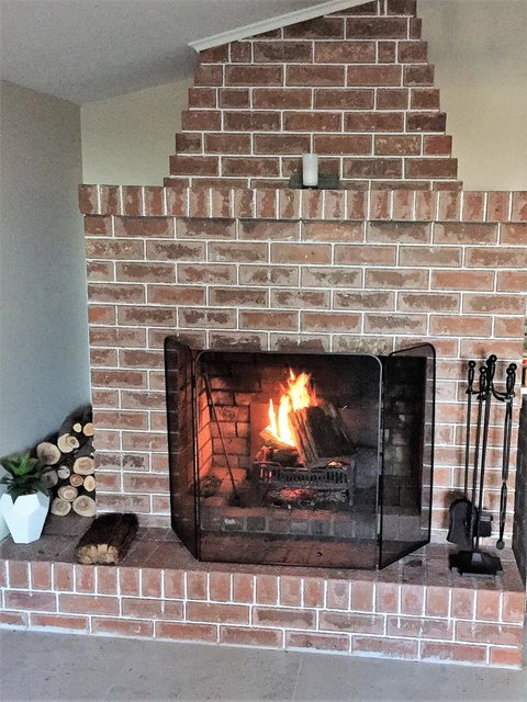 The Cosy Bungalow - Travel Agents 6