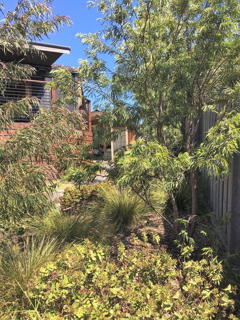 The Cosy Bungalow - Travel Agents 10