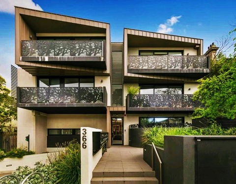 Apartments In Richmond Church St Near MCG - Tourism Guide 4