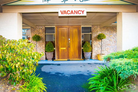 Amara Springs Guest House - Tourism Guide 6