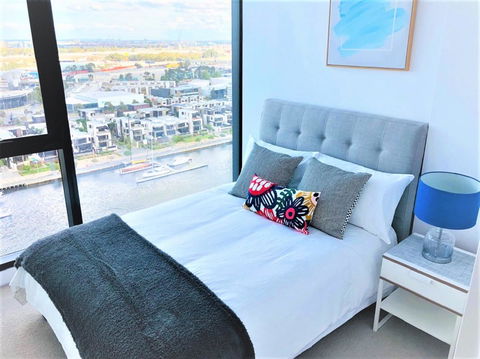 Melbourne Private Apartments - Collins Wharf Waterfront, Docklands - Travel Search 16