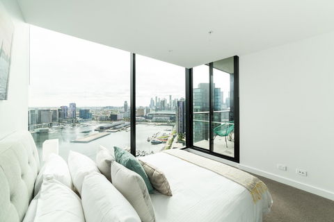 Melbourne Private Apartments - Collins Wharf Waterfront, Docklands - Travel Search 0