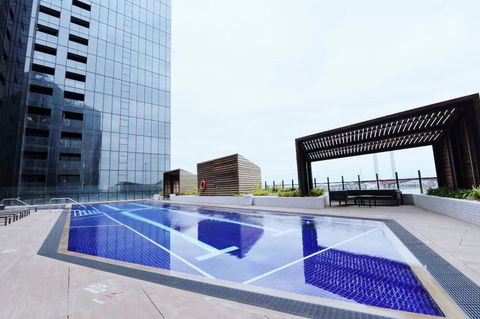 Riverside Docklands S Collection - Travel Agents 0