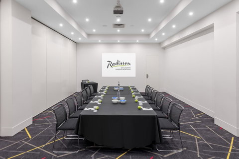 Radisson On Flagstaff Gardens Melbourne - Tourism Guide 28