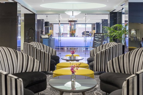 Radisson On Flagstaff Gardens Melbourne - Tourism Guide 31