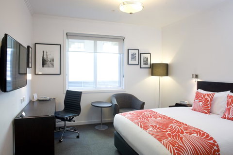 Alto Hotel On Bourke - Tourism Guide 7