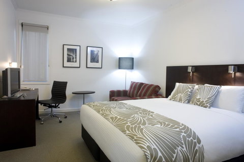 Alto Hotel On Bourke - Tourism Guide 36