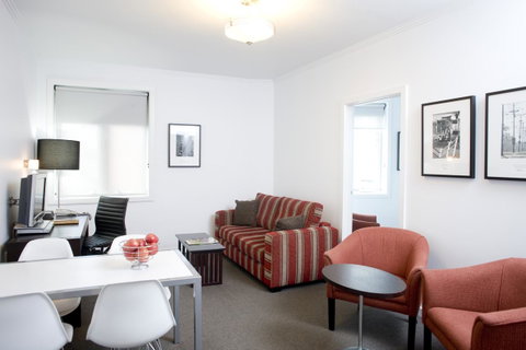 Alto Hotel On Bourke - Tourism Guide 4
